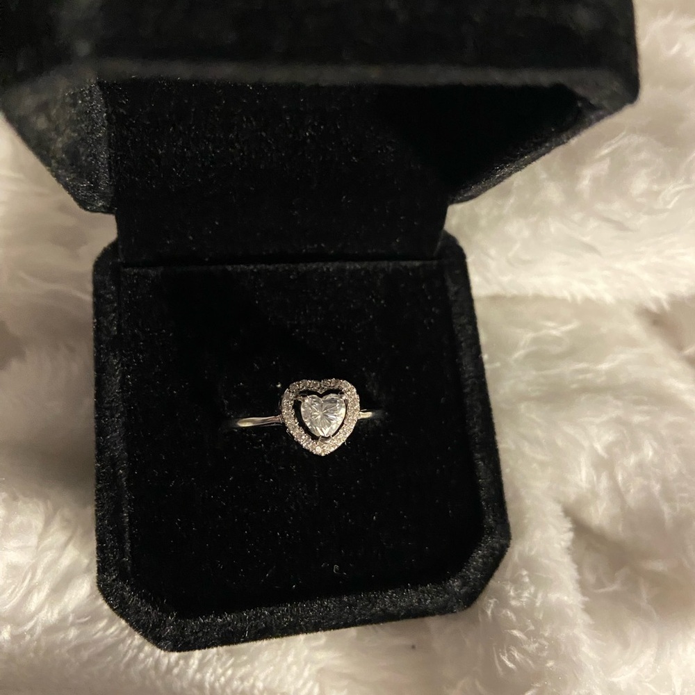 💐 Moissanite Heart Halo Ring 0.5CT Size 9 GRA Certified (Mothers Day Gift)